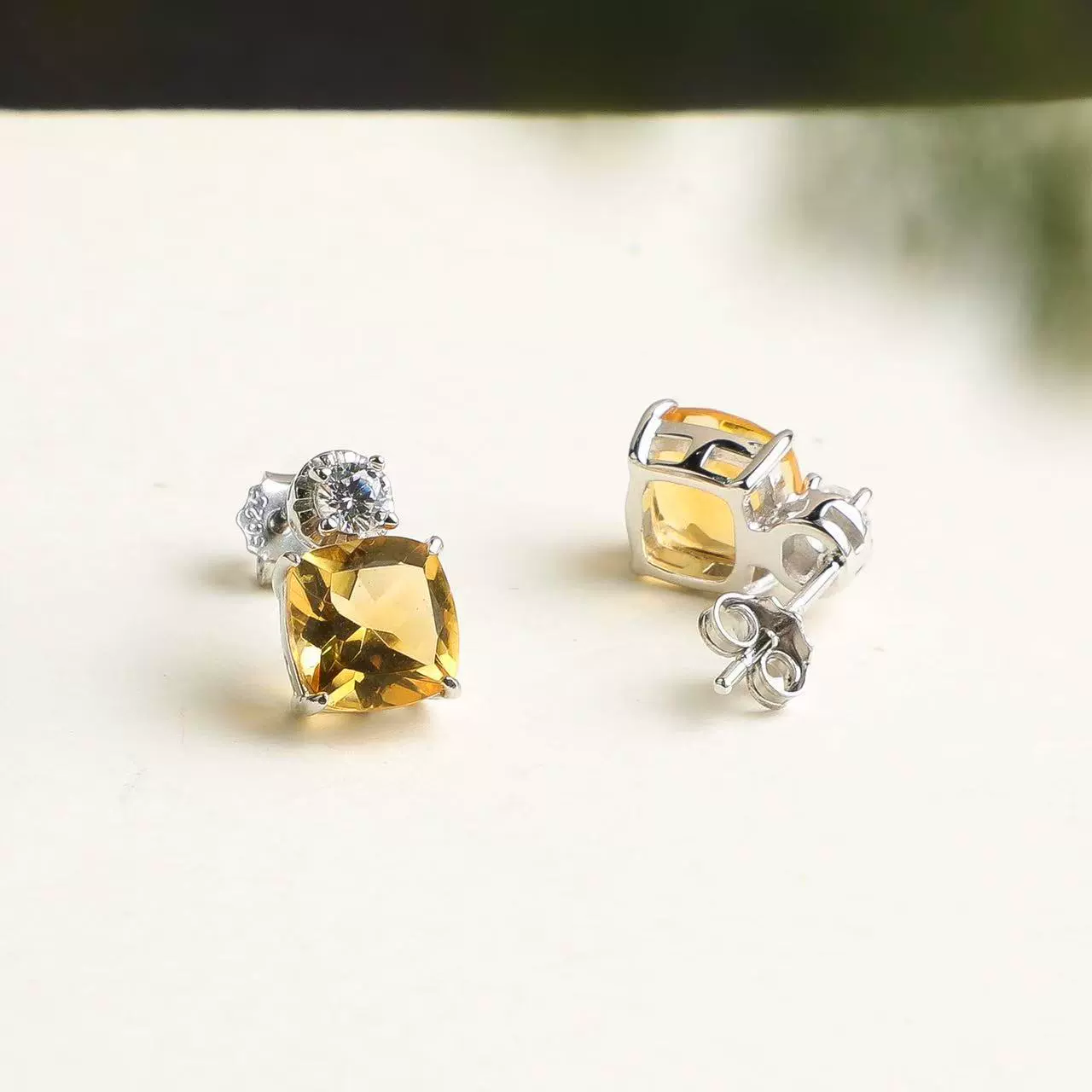 Lemon Light Sugar Cubes - Yellow Crystal Earrings - Veilgem