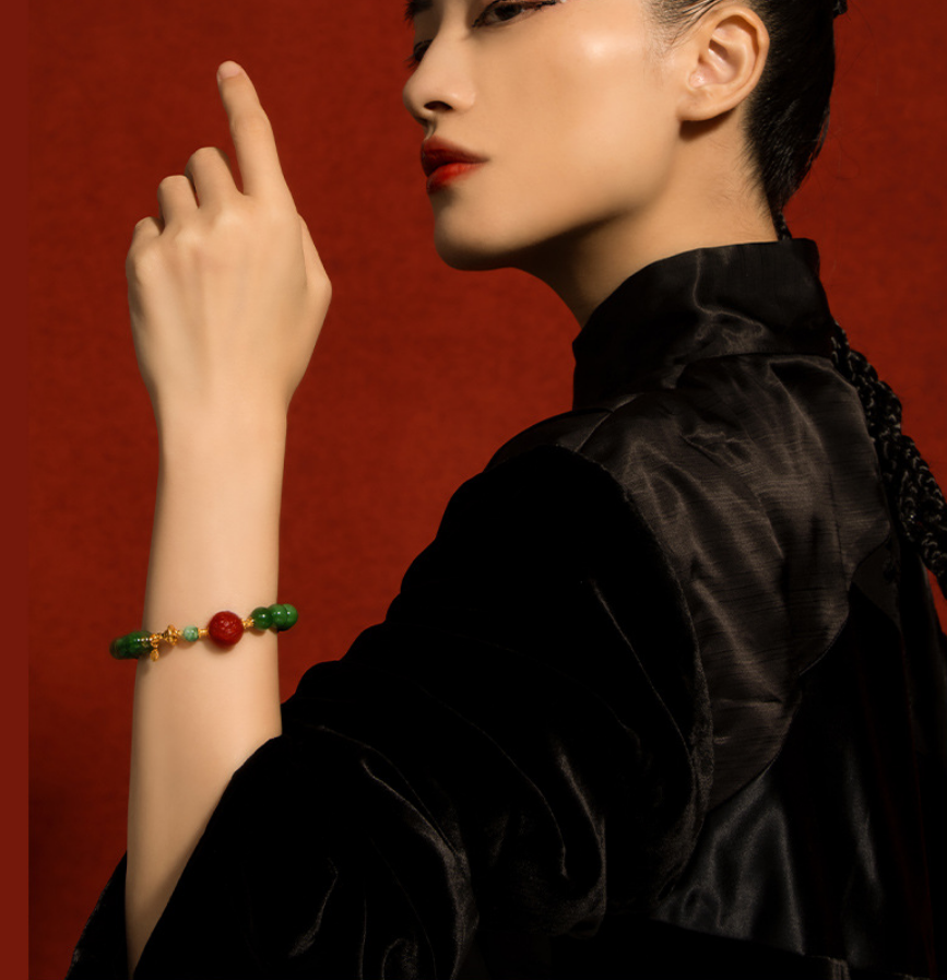 Emerald Harmony Glow · Vitality Red & Green Bracelet - Veilgem