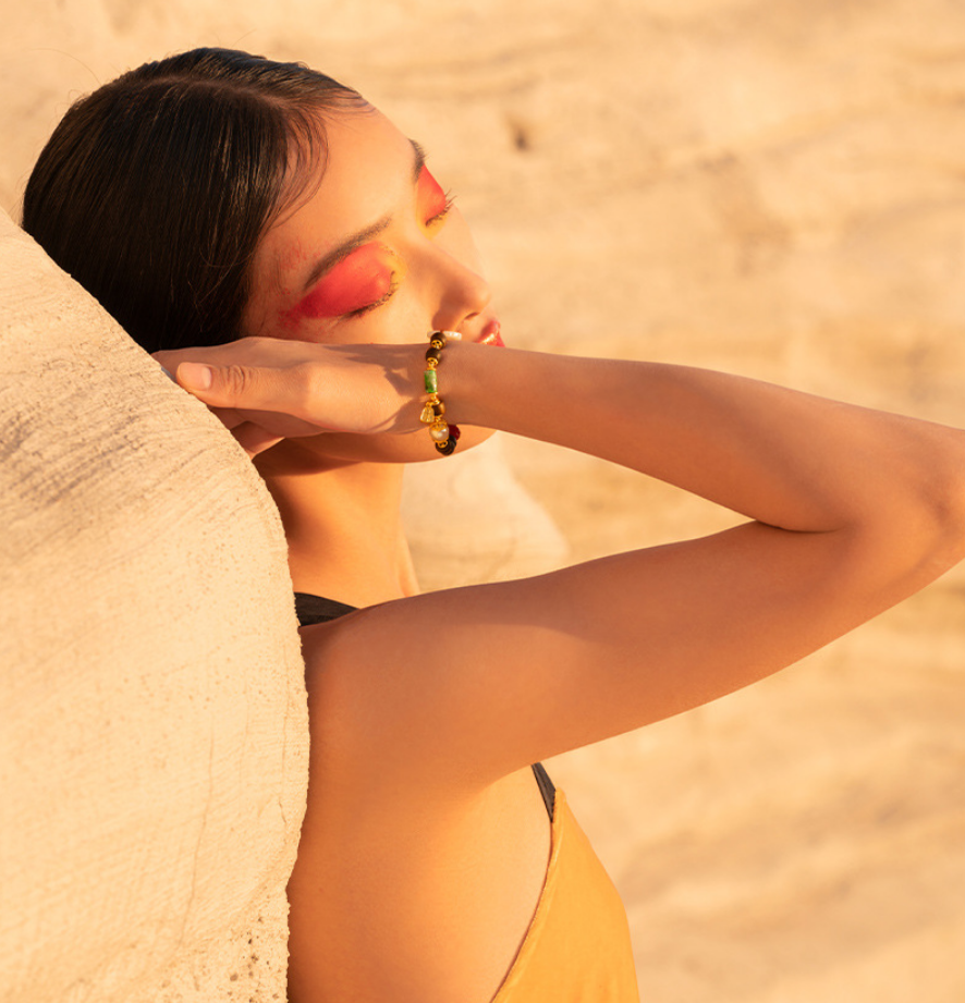 Agarwood Zen Harmony · Eternal Blossom Bracelet - Veilgem