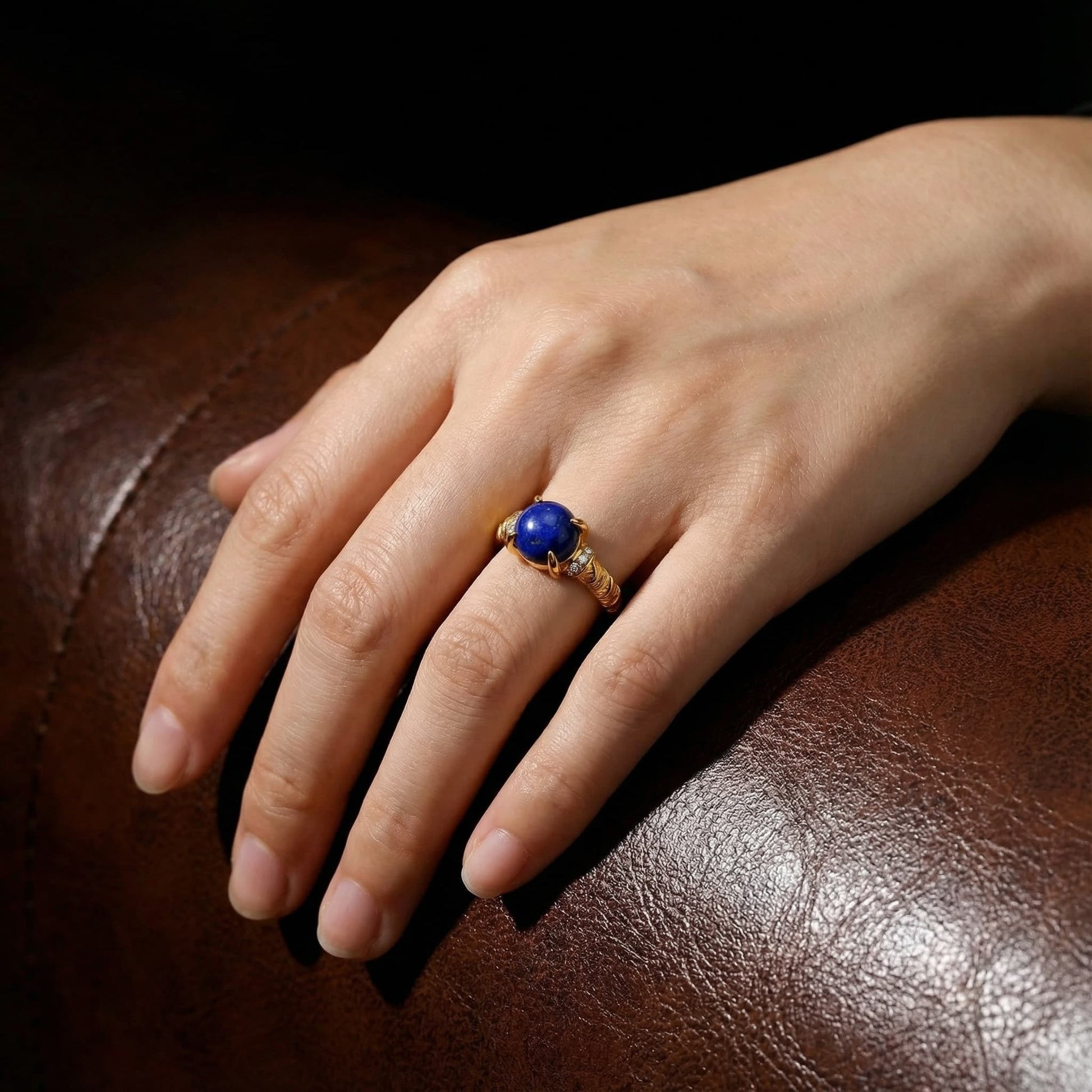 Starry Whisper · 18K Gold Lapis Lazuli Adjustable Ring - Veilgem
