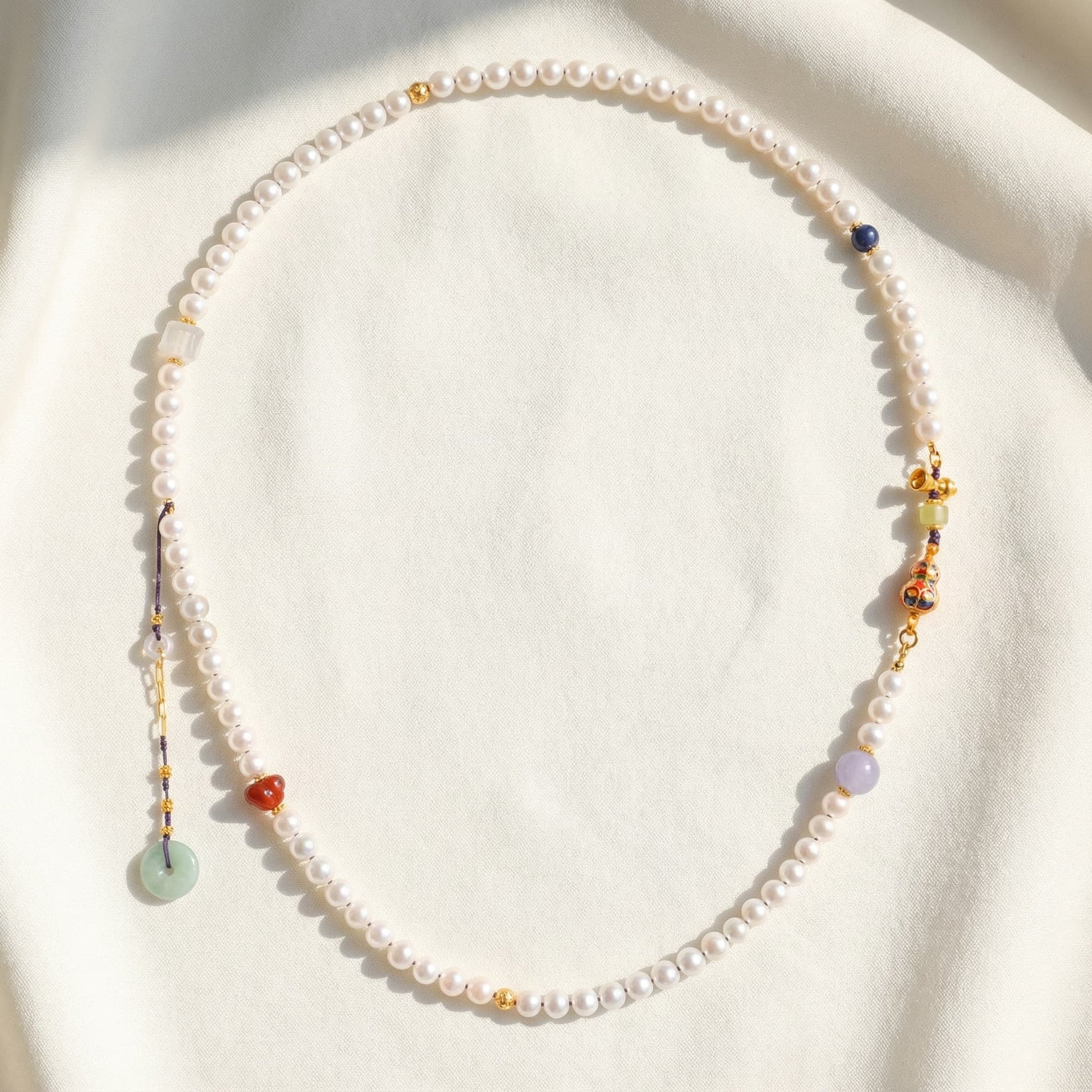 Opal Dawn - Pearl & Enamel Elegance Necklace - Veilgem